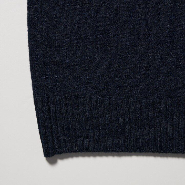moški puloverji z okroglim izrezom uniqlo premium lambswool beli