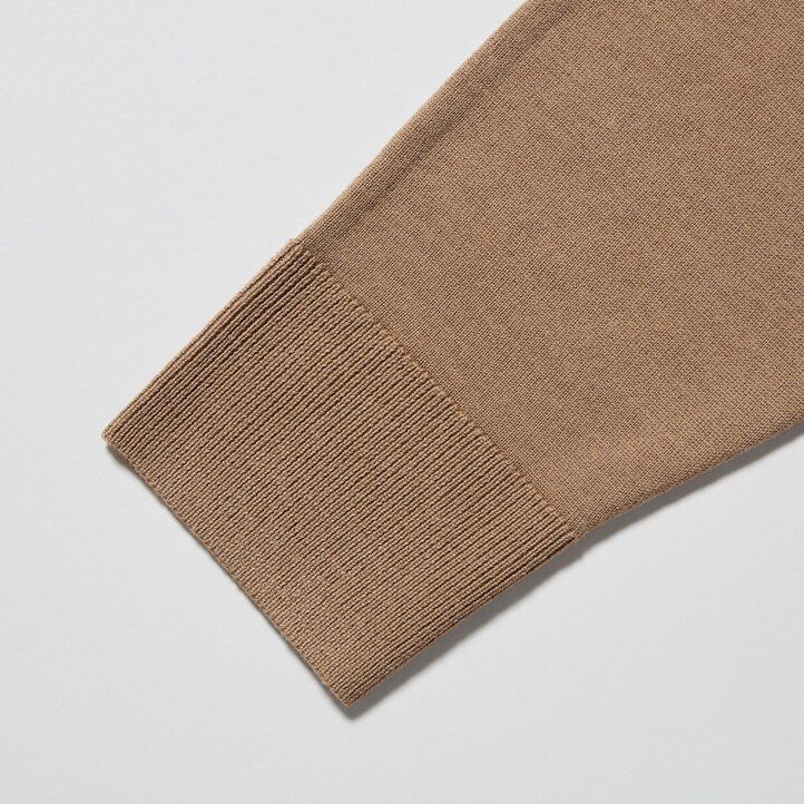 moški puloverji uniqlo z v-izrezom iz ekstra fine merino volne sive barve