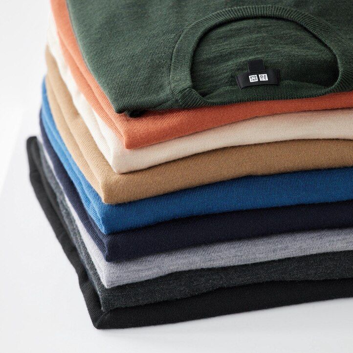 moški puloverji z okroglim izrezom iz ekstra fine merino sive barve uniqlo