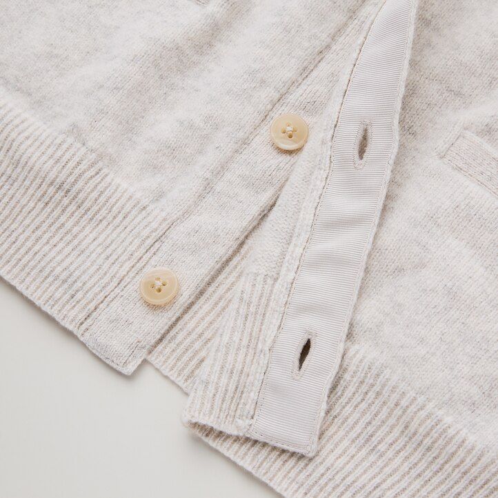 moški puloverji uniqlo premium lambswool z v-izrezom sezona 2021 mornarsko modri