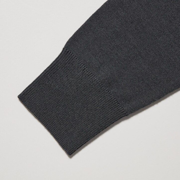 Črna moška polo majica z rokavi uniqlo 100pc extra fine merino pletenina