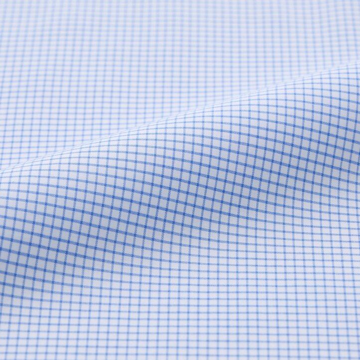 modre moške raztegljive srajce uniqlo easyre s slim krojem in pol-izrezanim ovratnikom