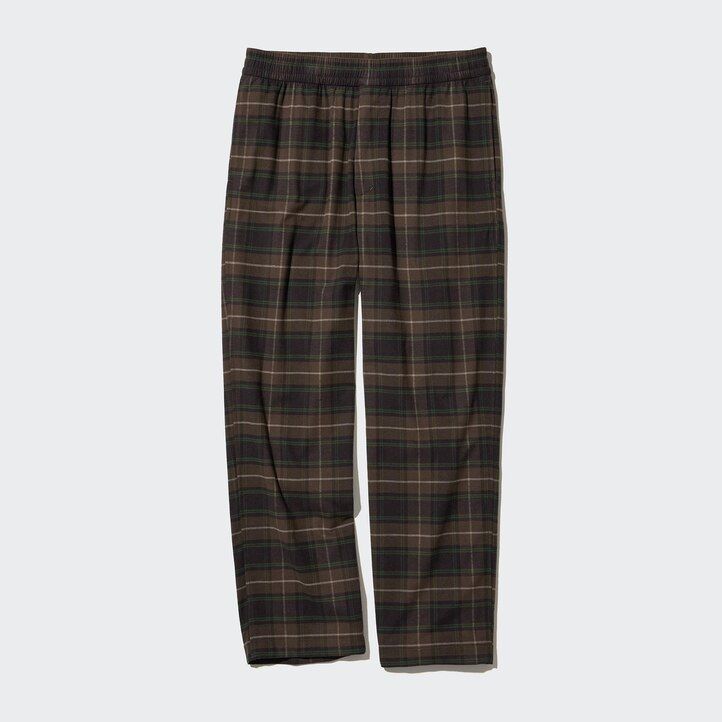 temno rjave moške flanelaste hlače uniqlo z enostavnim vzorcem do gležnjev