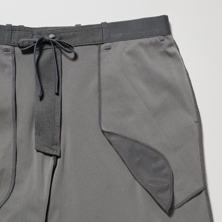 moške uniqlo smart ultra stretch hlače do gležnjev sive