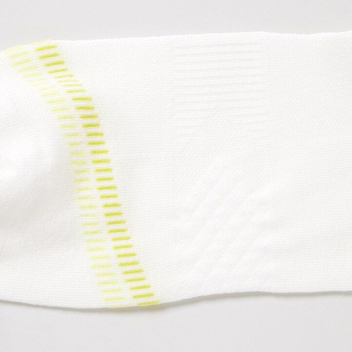 bele uniqlo sports nogavice s tremi pari ženskih