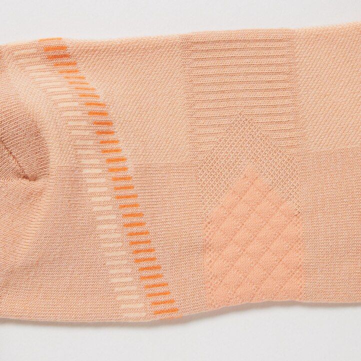 bele uniqlo sports nogavice s tremi pari ženskih