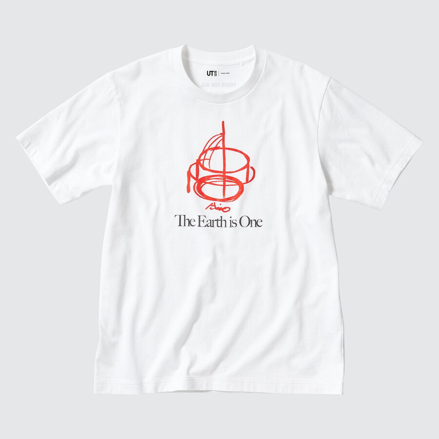 bele ženske majice uniqlo peace for all z grafičnim napisom tadao ando