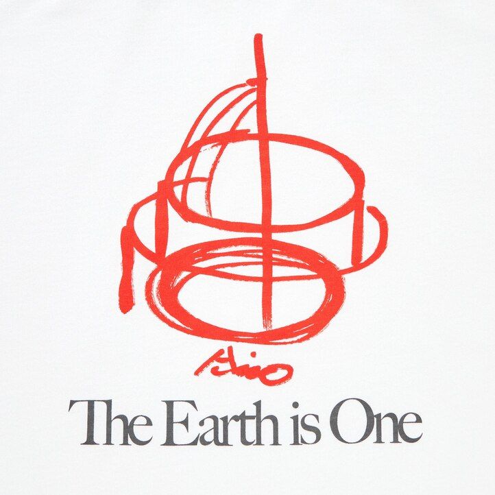 bele ženske majice uniqlo peace for all z grafičnim napisom tadao ando