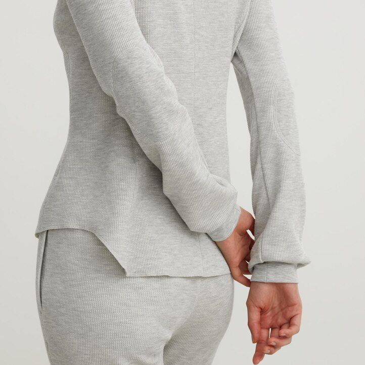 uniqlo heattech ekstra tople termo majice z vaflji in kvadratnimi rokavi ženske črne barve