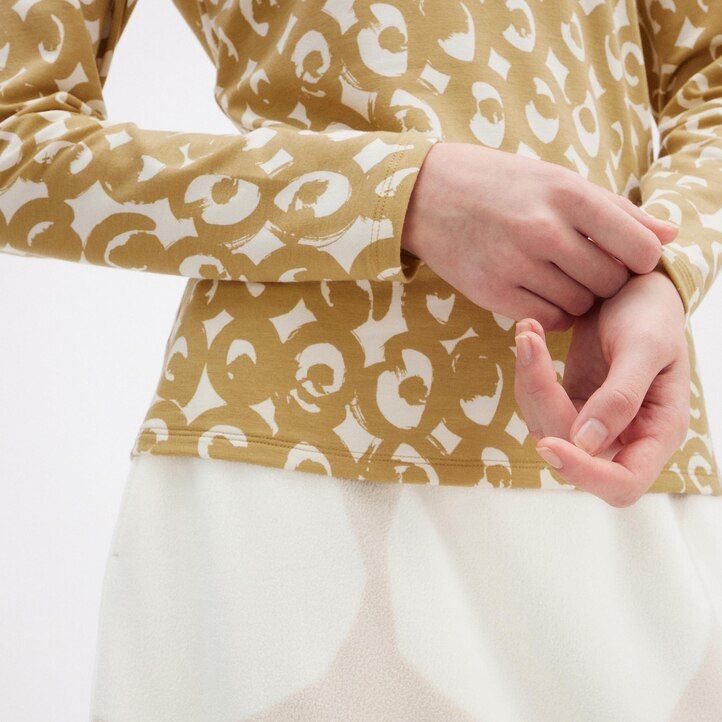 termo majice uniqlo heattech swirl print z rokavi ženske črne