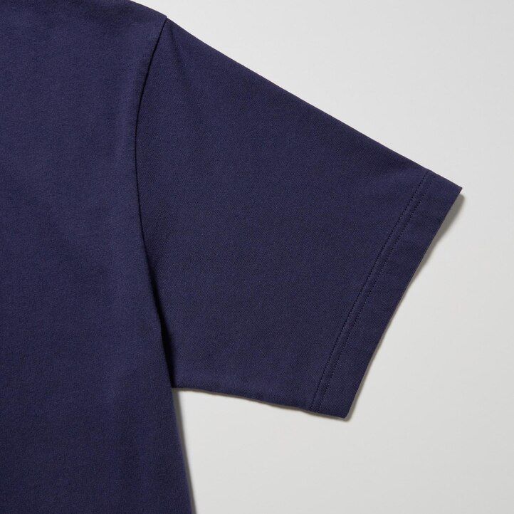 navy - Ženske majice uniqlo peace for all z grafiko ayumu hirano