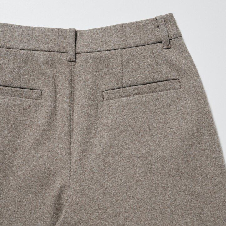 Ženski top uniqlo iz brušene džersija s širokimi hlačnicami bež barve