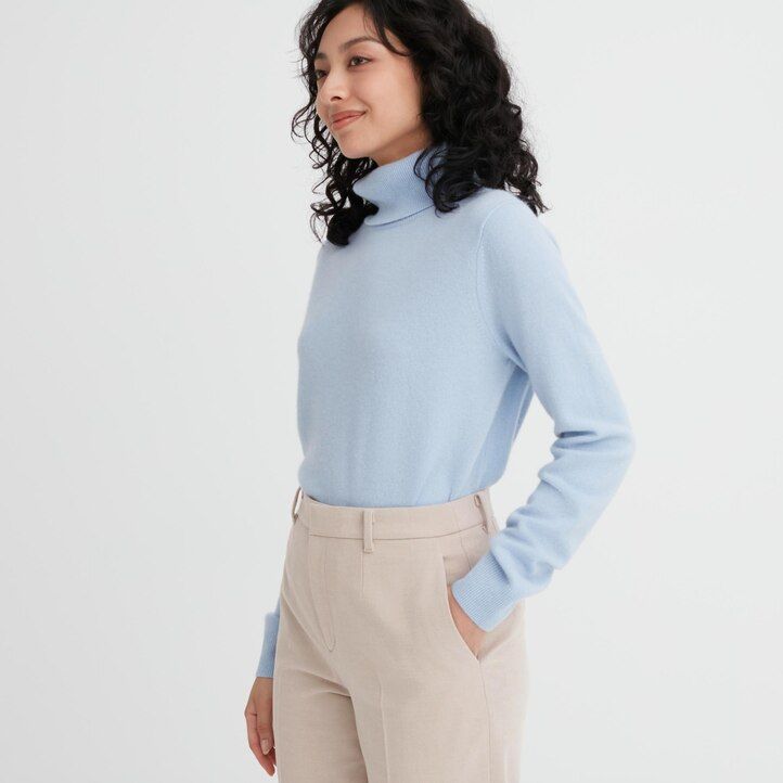 temno sivi ženski elegantni zgornji deli uniqlo z vzorcem ribje kosti do gležnjev