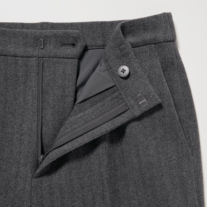 temno sivi ženski elegantni zgornji deli uniqlo z vzorcem ribje kosti do gležnjev